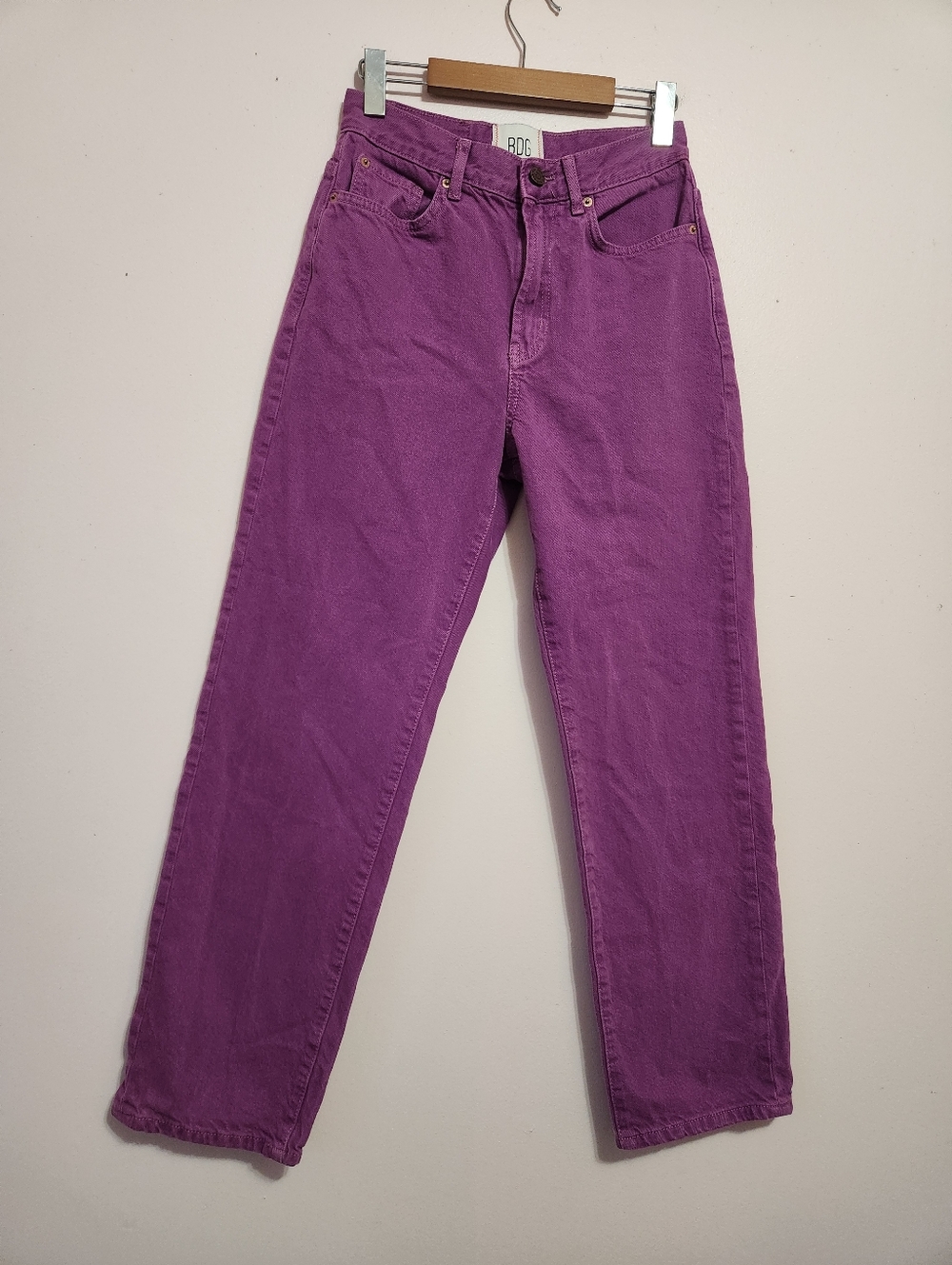 Urban Outfitters BDG Cowboy Jeans High Waist Straight Leg Berry Purple Sz 27 EUC